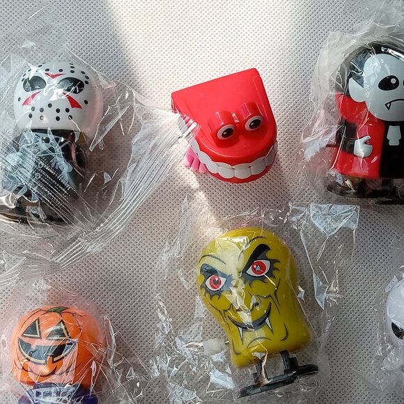 11 New Halloween Windup Toys, Witch, Pumpkin, Skeleton, Vampire & More! - Picture 3 of 9